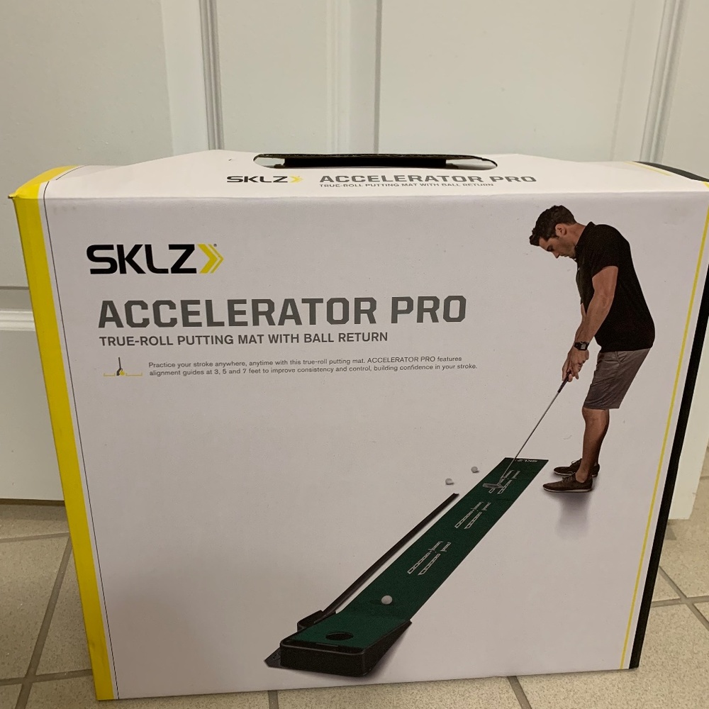 True-roll putting mat